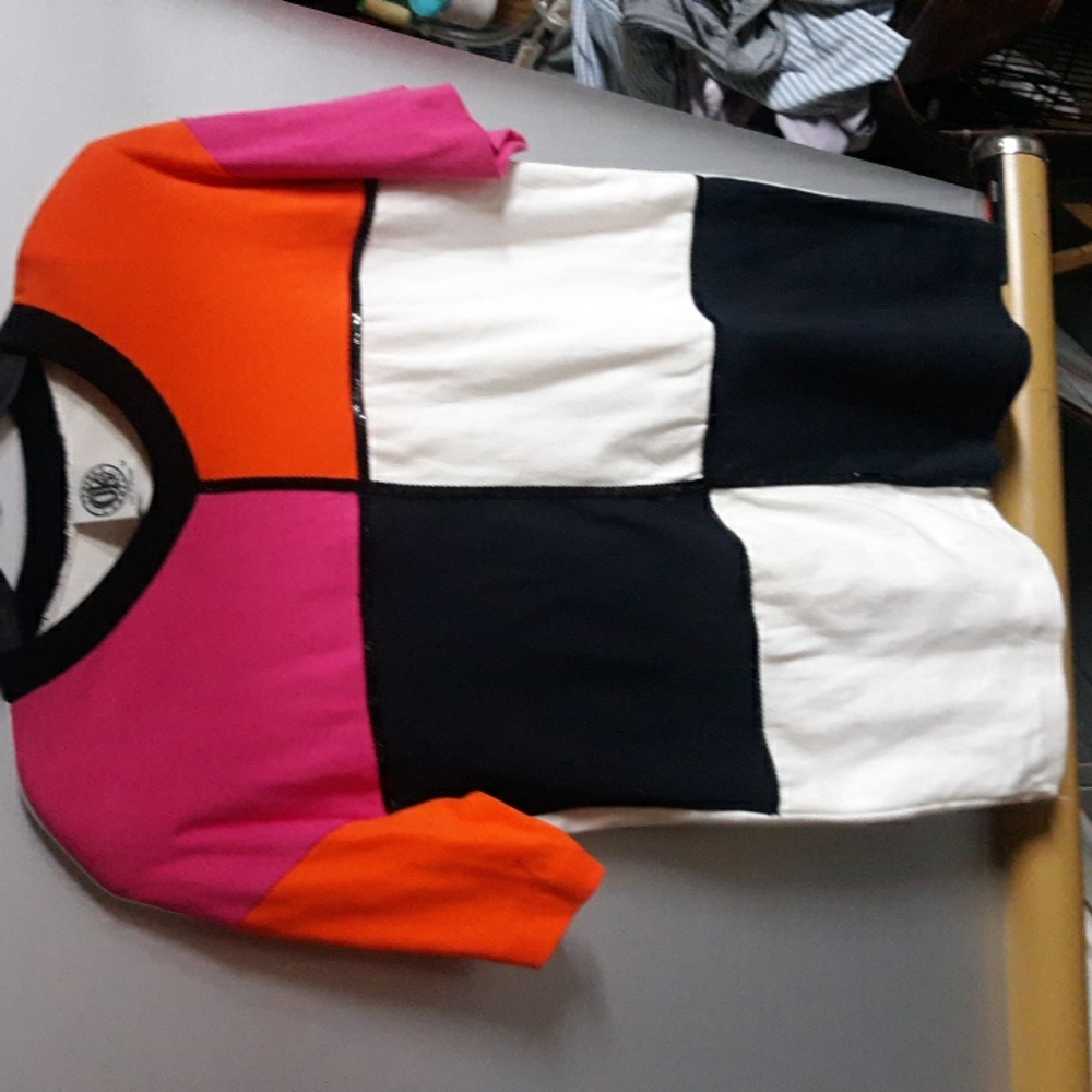 Clothing Company Size L (SKU 478)